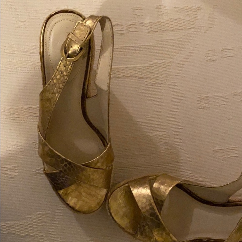 Sandals - Picture 2 of 6